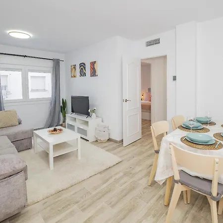 Cubo's El Haymar Center Apartment *