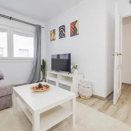 Cubo's El Haymar Center Apartment